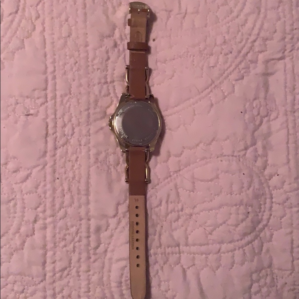 Fossil Watch - Picture 3 of 3